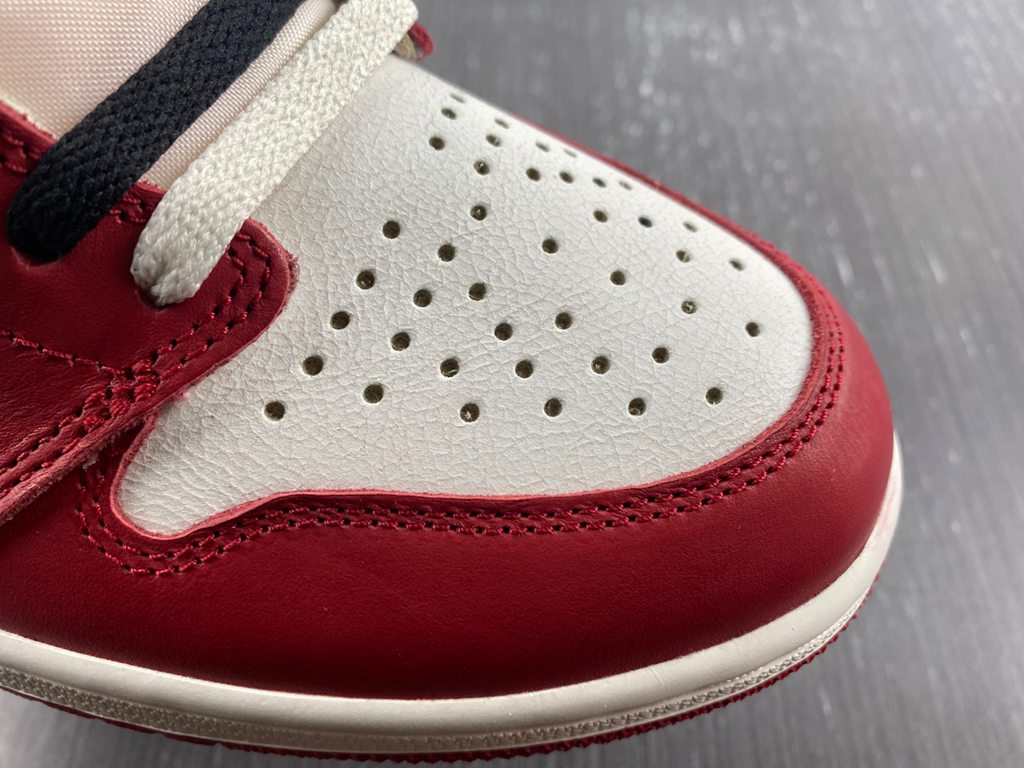 AIR JORDAN 1
